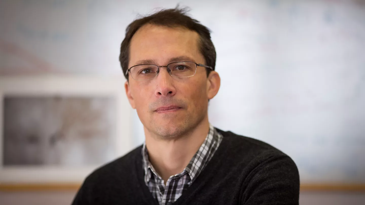  Adam Kohn, Ph.D.