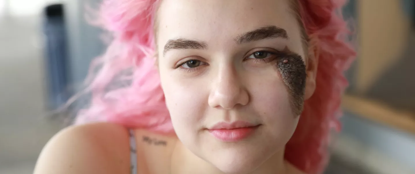 A young woman smiling 