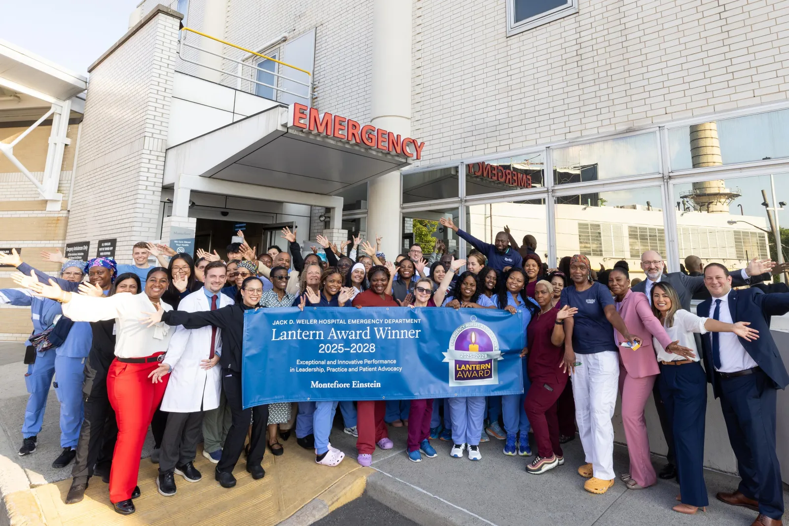 Weiler Hospital Lantern Award Winner