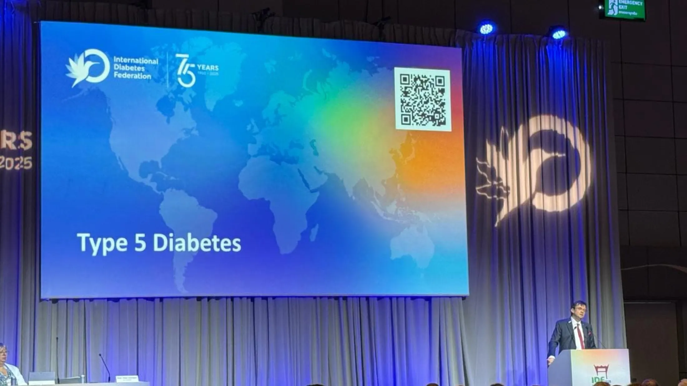 Peter Schwarz at the podium