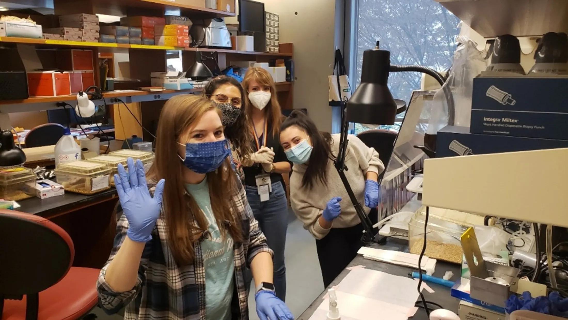 Madeline DeLuca with lab mates