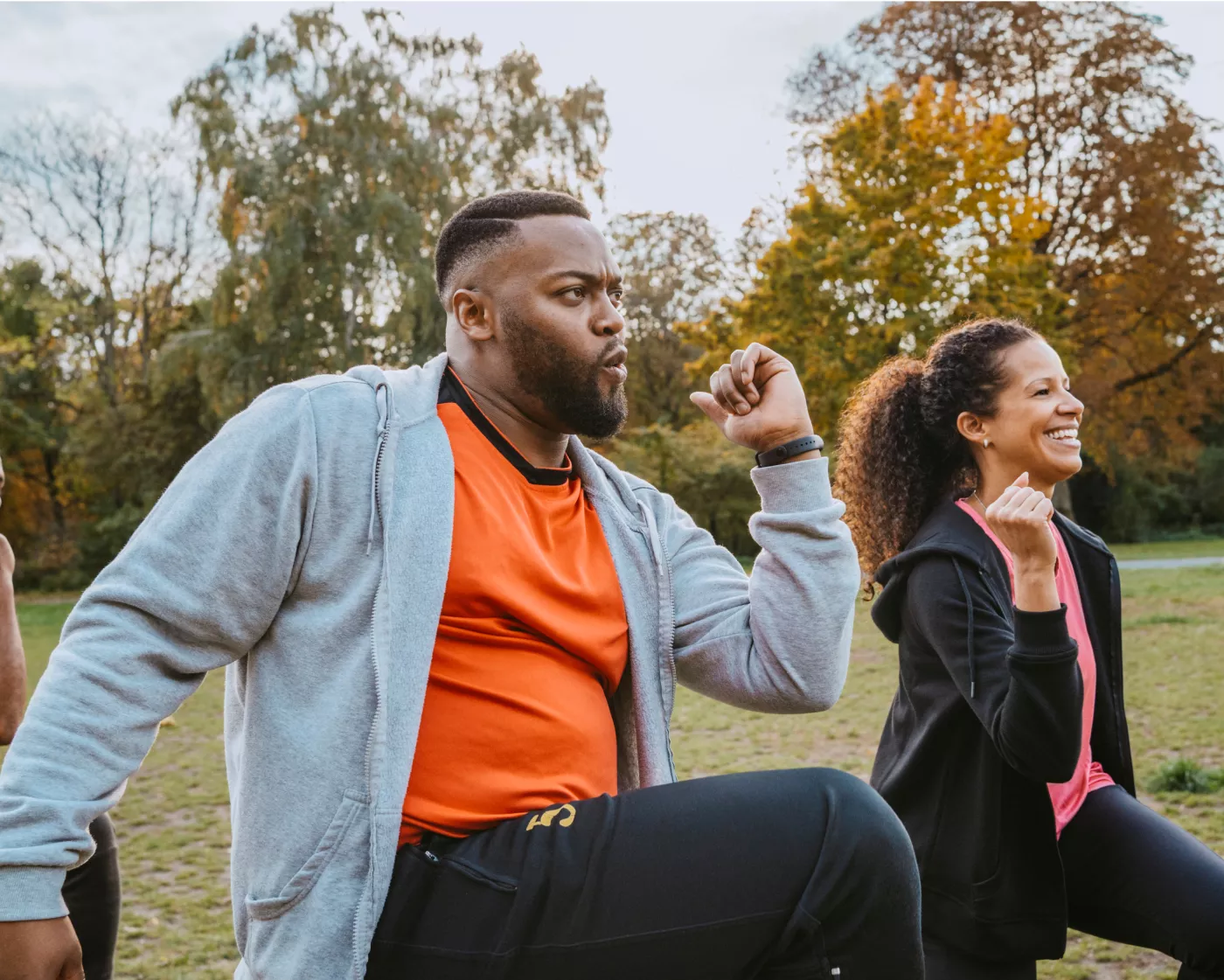 People excersicing at the park