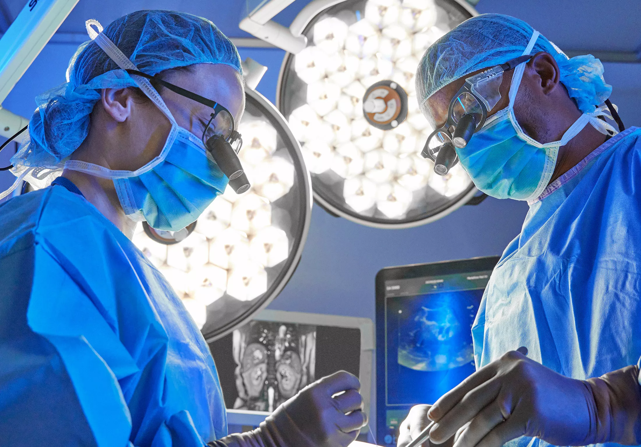 Two surgeons in an operating room