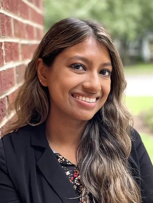 Talita Ahmed, Intern