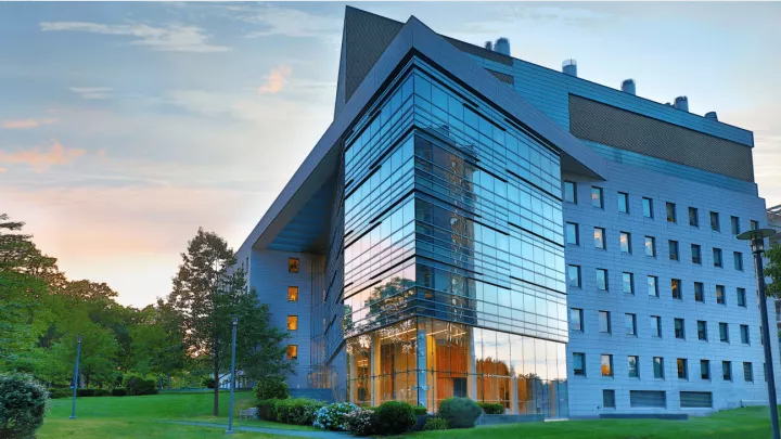 Building exterior of Albert Einstein College of Medicine on sunny day