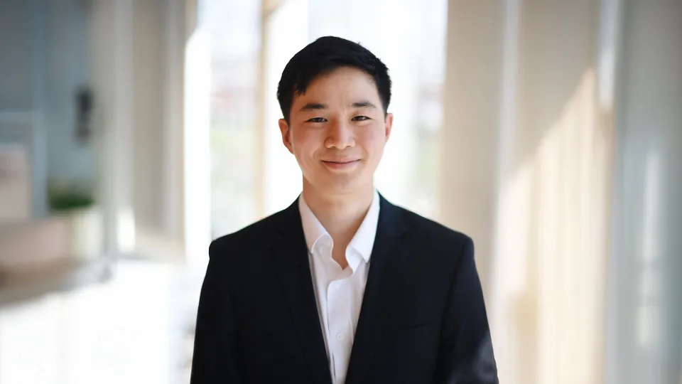 Bill Zhu Hero
